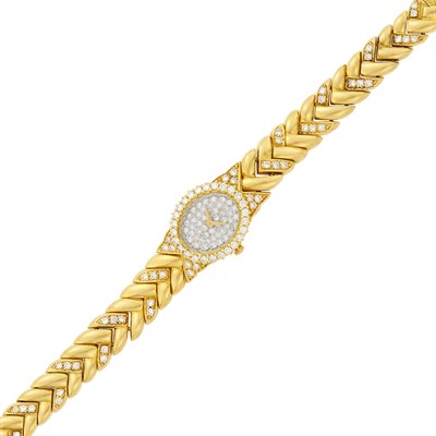 Lot 165 - Baume & Mercier Gold and Diamond Wristwatch