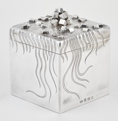 Lot 172 - Elizabeth II Sterling Silver Humidor