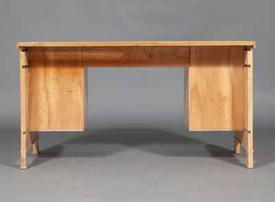 Lot 5028 - Bette Midler: Maple Desk