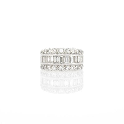 Lot 1120 - Platinum and Diamond Band Ring