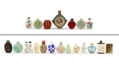 Lot 38 - A Group of Chinese Snuff Bottles