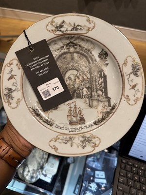 Lot 370 - A Rare Chinese Export Porcelain Plate