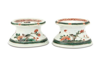 Lot 51 - A Pair of Chinese Export Porcelain Famille Verte Circular Salts