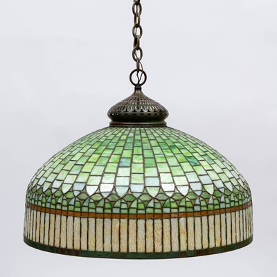 Lot 507 - Tiffany Studios Leaded Glass Curtain Border Hanging Shade