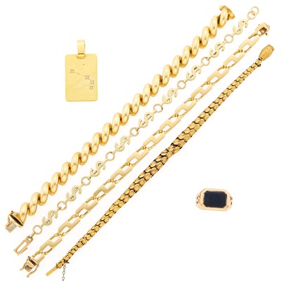 Lot 1273 - Group of Gold Jewelry