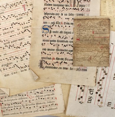 Lot 14 - [MUSIC MANUSCRIPTS]
A group of six leaves extracted from medieval and early modern antiphonals.