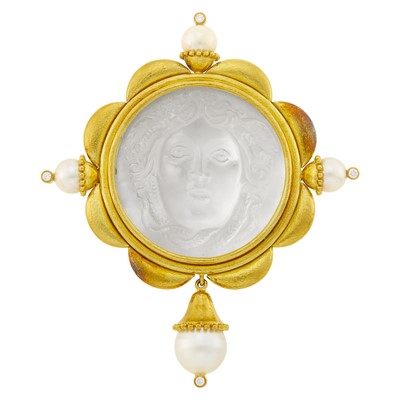 Lot 120 - Elizabeth Locke Hammered Gold, Venetian Glass Cameo, Cultured Pearl and Diamond Medusa Clip-Brooch