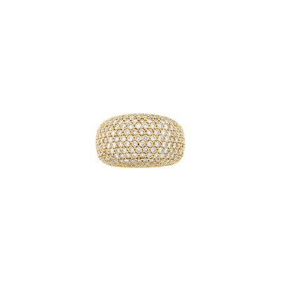 Lot 149 - Gold and Diamond Bombé Ring