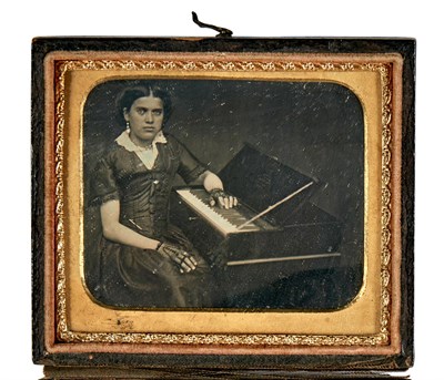 Lot 511 - [DAGUERREOTYPE-MUSICIANS] Two daguerreotypes...