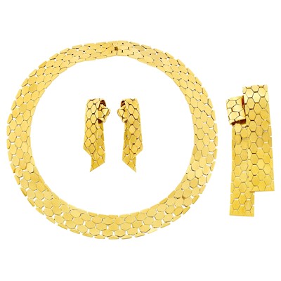 Lot 159 - M. Gérard Gold 'Scarf' Necklace/Clip-Brooch Combination and Pair of Earclips, France