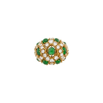 Lot 148 - Kutchinsky Gold, Cabochon Emerald and Diamond Bombé Ring