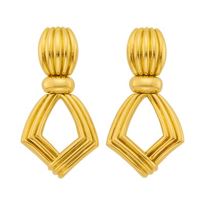 Lot 7 - Boucheron Pair of Gold Pendant-Earclips, France
