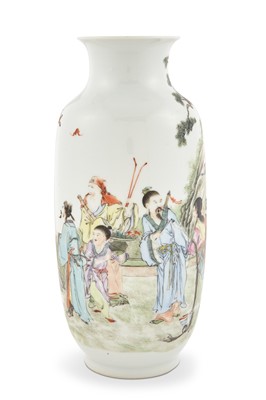 Lot 226 - A Chinese Enameled Porcelain Vase