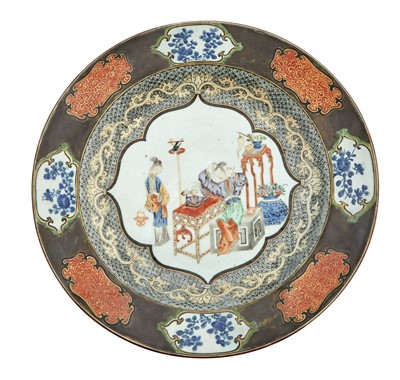 Lot 372 - A Chinese Export Porcelain Charger