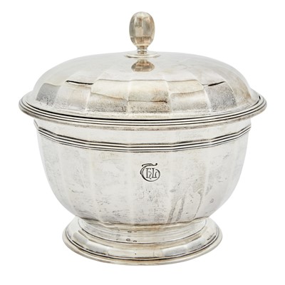 Lot 524 - Tiffany & Co. Sterling Silver Covered Bowl