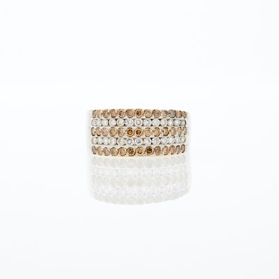 Lot 1183 - White Gold, Diamond and Colored Diamond Ring