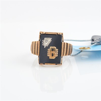 Lot 76 - Diamond and Stone Ring, 10K 3 dwt. all