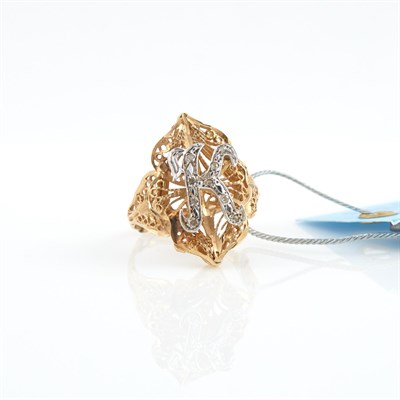 Lot 154 - Diamond Initial Ring, 14K 2 dwt.