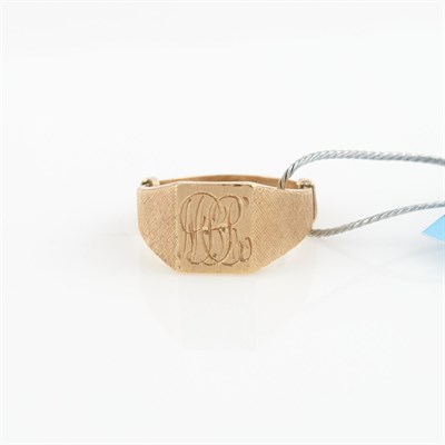 Lot 511 - Gold Initial Ring, 14K 3 dwt.