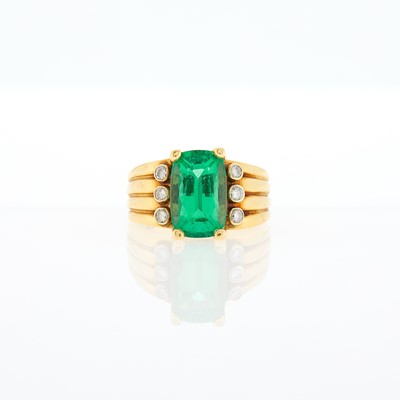 Lot 1048 - Gold, Tourmaline and Diamond Ring