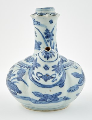 Lot 326 - A Chinese Blue and White Porcelain Kendi