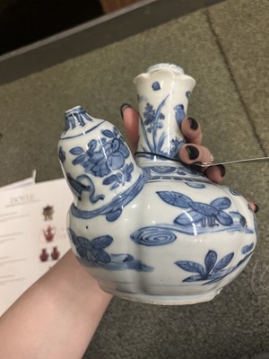 Lot 326 - A Chinese Blue and White Porcelain Kendi