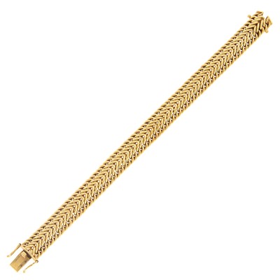 Lot 1159 - Gold Bracelet