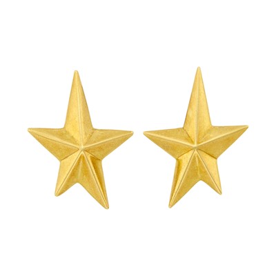 Lot 147 - Angela Cummings Pair of Gold Star Earrings