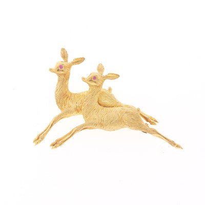 Lot 2069 - Gold Deer Brooch