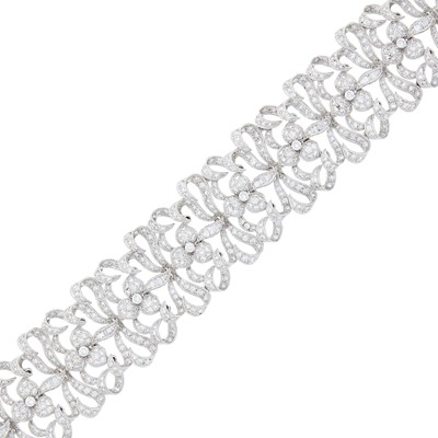 Lot 135 - Wide White Gold and Diamond Bow Bracelet