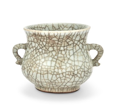 Lot 333 - A Chinese Ge-type Porcelain Censer
