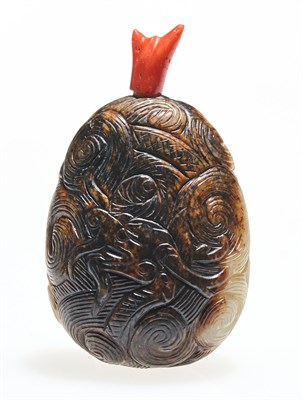Lot 2 - A Chinese Black and White Jade Dragon Snuff Bottle