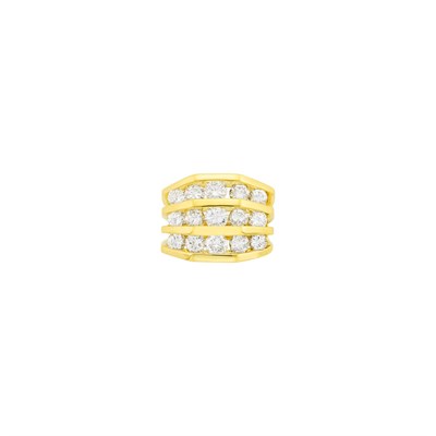 Lot 109 - Jose Hess Gold and Diamond Ring