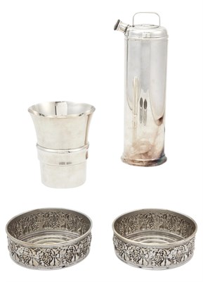 Lot 1096 - Assembled Silver-Plated Barware Set