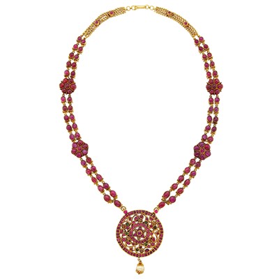 Lot 1106 - Indian Gold, Foil-Backed Gem-Set, Diamond and Imitation Pearl Pendant-Necklace