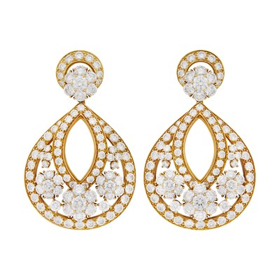 Lot 192 - Van Cleef & Arpels Pair of Gold and Diamond 'Snowflake' Pendant-Earclips