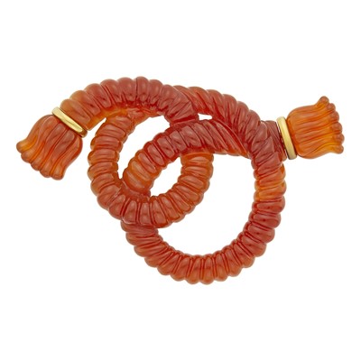 Lot 1003 - Angela Cummings Gold and Carved Carnelian Knot Brooch