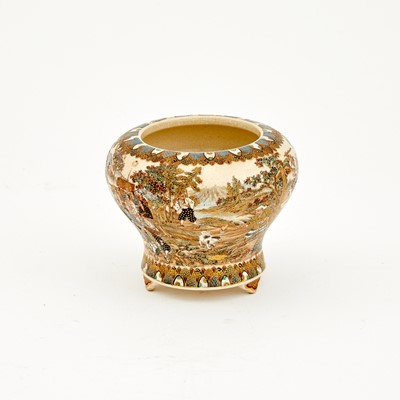 Lot 221 - A Japanese Satsuma Baluster-Form Koro