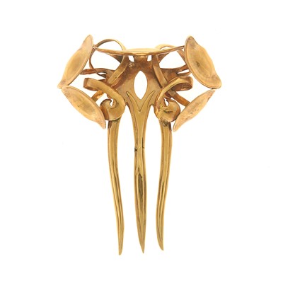 Lot 2135 - Art Nouveau Gold Hair Comb