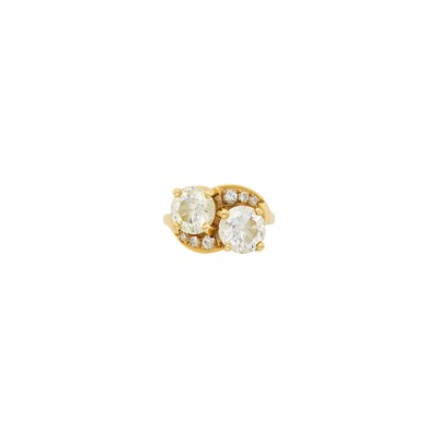 Lot 1094 - Gold and Diamond Ring
