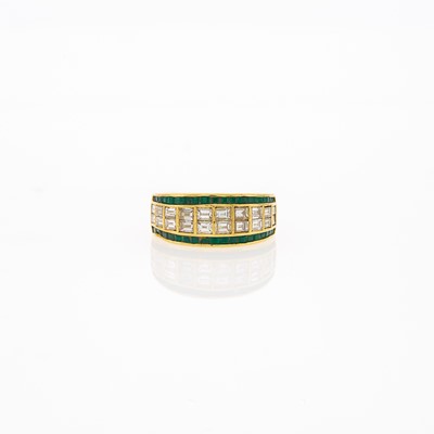 Lot 1224 - Gold, Diamond and Emerald Ring