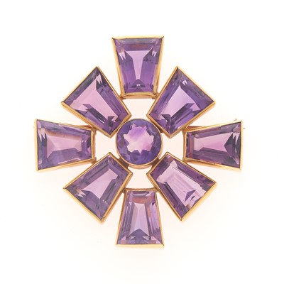 Lot 24 - Gold and Amethyst Maltese Cross Pendant-Brooch