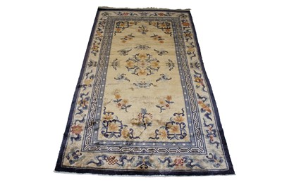 Lot 418 - Silk Chinese Rug