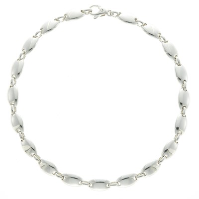 Lot 1204 - Tiffany & Co. Silver Necklace
