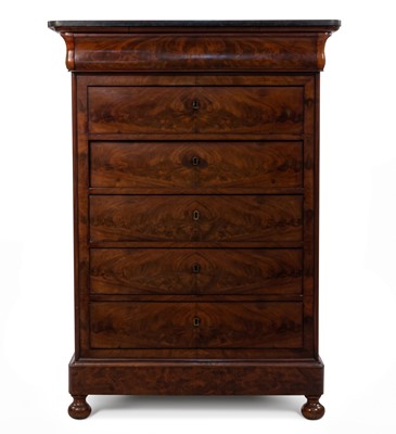 Lot 182 - Classical Mahogany Chest of Drawers