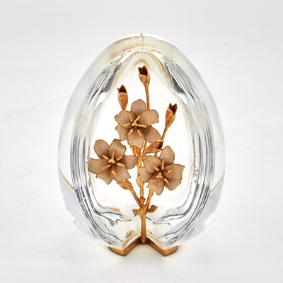 Lot 456 - Steuben Enameled 18K Gold-Mounted Blown Glass Figure