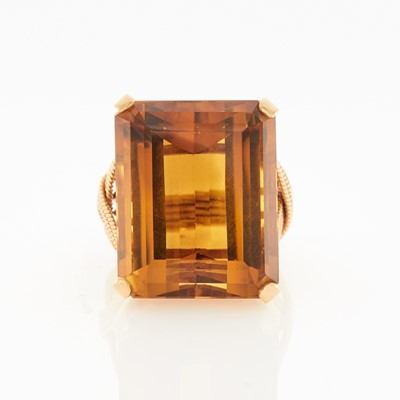 Lot 2097 - Gold and Citrine Ring