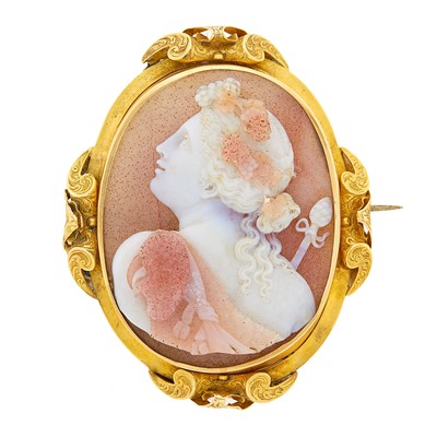 Lot 2113 - Antique Gold and Sardonyx Cameo Brooch