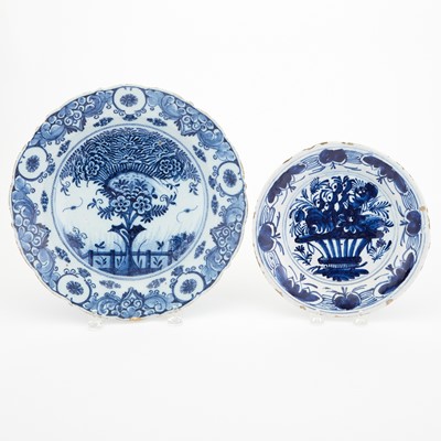 Lot 282 - Dutch Delft Blue and White Tea Tree Charger