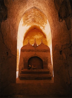 Lot 650 - James Casebere: Luxor 33, 2003